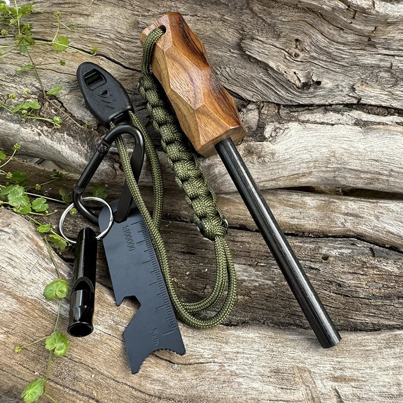 Nuevo arrancador de fuego de p - Ferro Rod Striker reseña y precio